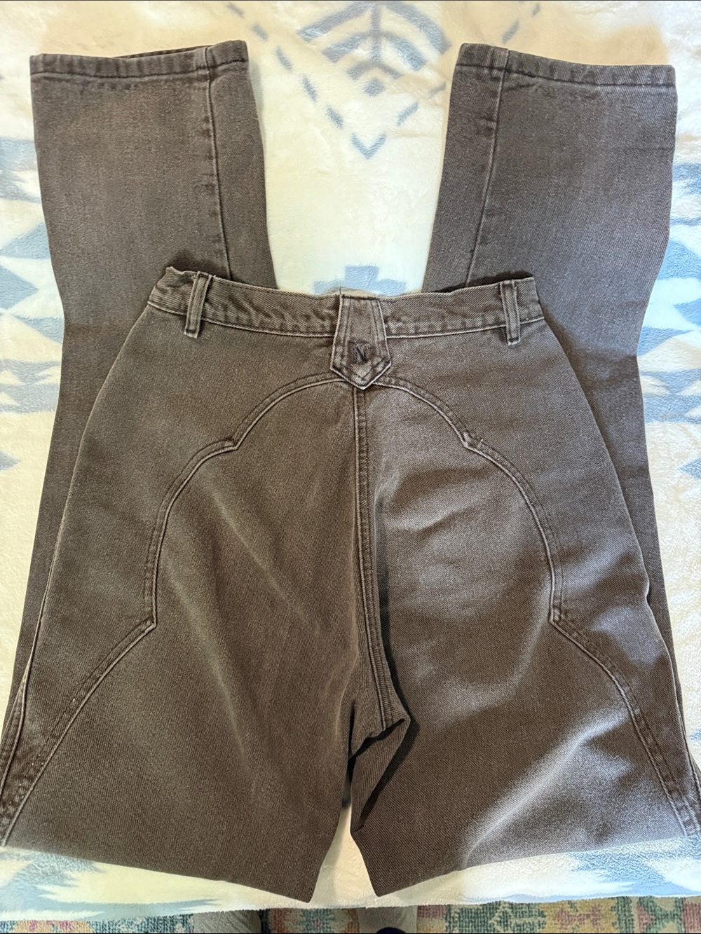 Vintage High-Rise Brown Women’s Jeans — Classic Straight Leg